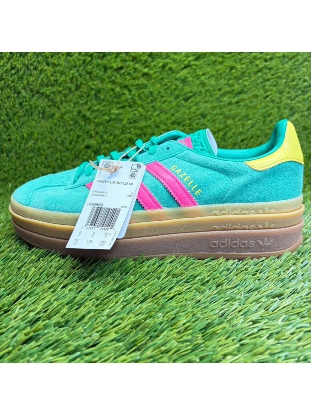 Adidas Gazelle Bold Court Womens Size 7.5 Green Pink Athletic Shoes Sneakers